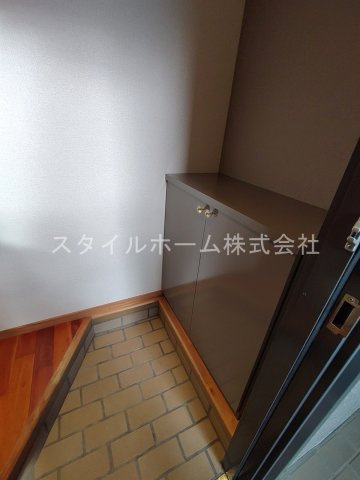 【玄関】 | ユトリロ牛川 | イメージ写真です。