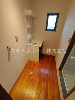 【玄関】 | ユトリロ牛川 | イメージ写真です。