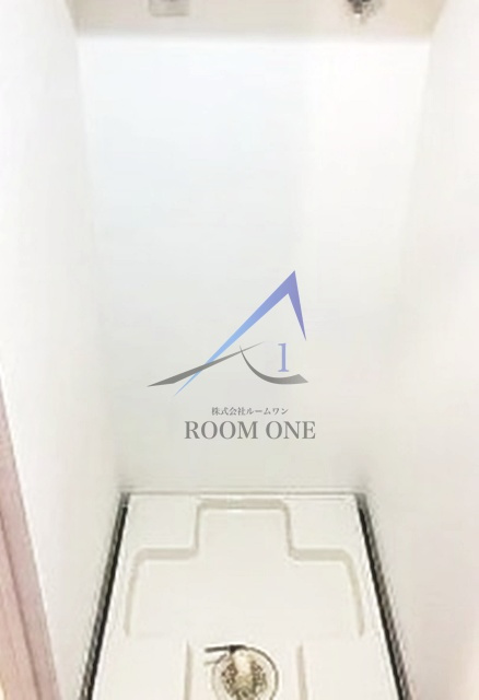 スカイコート清澄庭園の設備|洗濯機置き場です。

