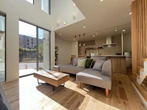 知多郡阿久比町大字宮津字小廻間　全3区画　E-8区画の居間・リビング|LDK18.8帖☆