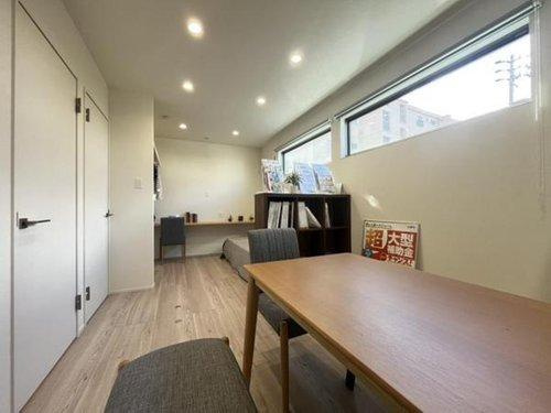 知多郡阿久比町大字宮津字小廻間　全3区画　E-8区画の洋室|洋室4.5帖♪