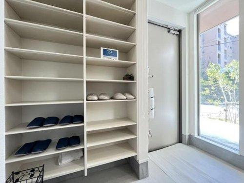 知多郡阿久比町大字宮津字小廻間　全3区画　E-8区画の収納|SCL完備☆