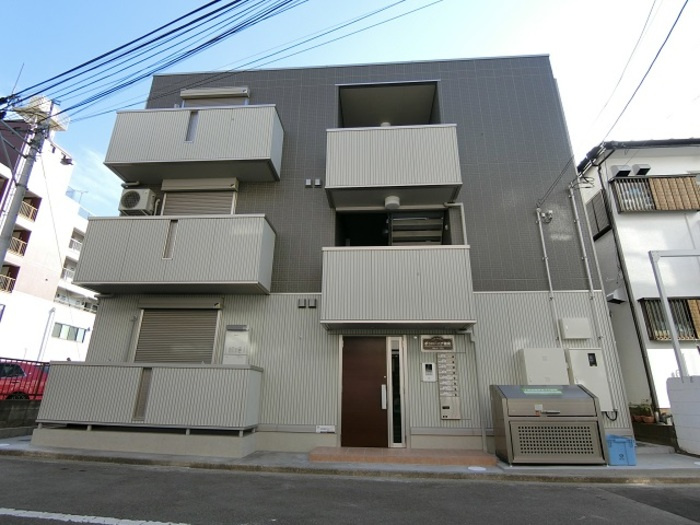 ポゥローニア湘南