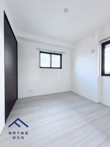  オープンレジデンシア春日原の洋室