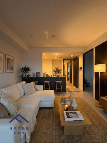  オープンレジデンシア春日原の居間・リビング