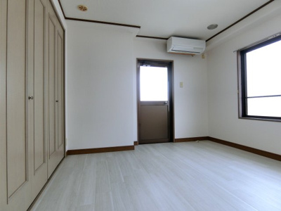 【寝室】 | フォーレスト中百舌鳥