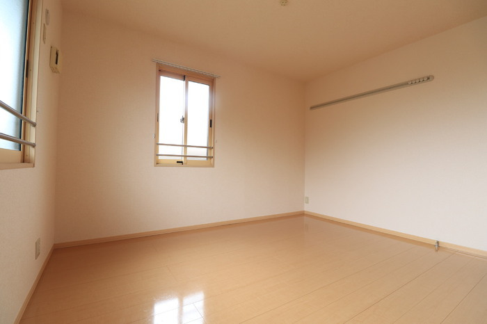 川崎市麻生区はるひ野３丁目のアパートの寝室