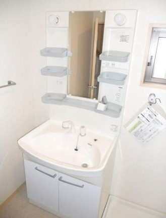 川崎市麻生区はるひ野３丁目のアパートの洗面所