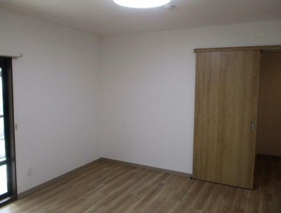 【寝室】 | 上倉田戸建て