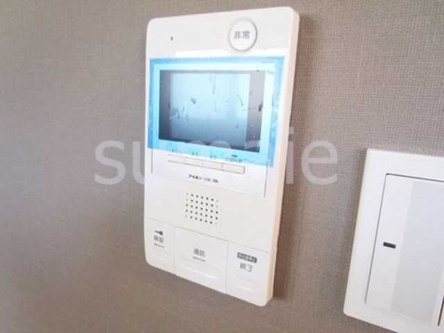 アーバンパーク王子のセキュリティ|モニター付きインターホン！