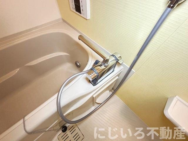 カネイコート日開野Ⅱの浴室