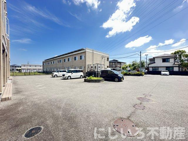 カネイコート日開野Ⅱの駐車場