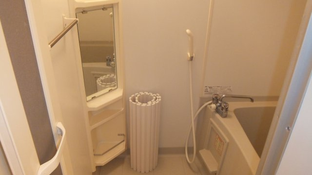 クアルトの浴室