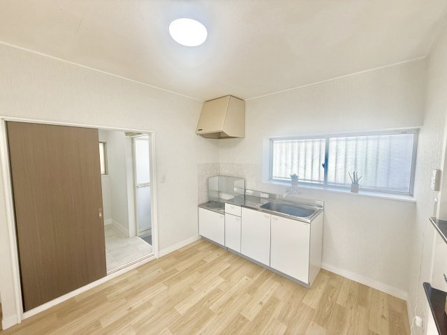 東松山市松葉町3丁目貸家の居間・リビング