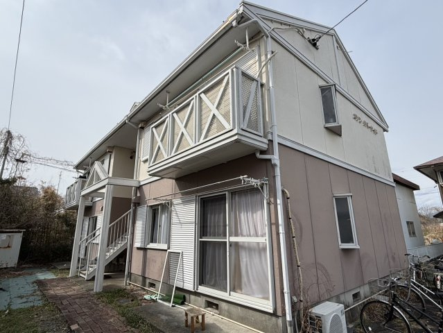 メゾンリバーサイドの外観