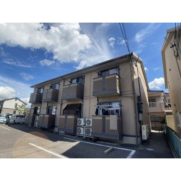 オワゾーモンターニュ