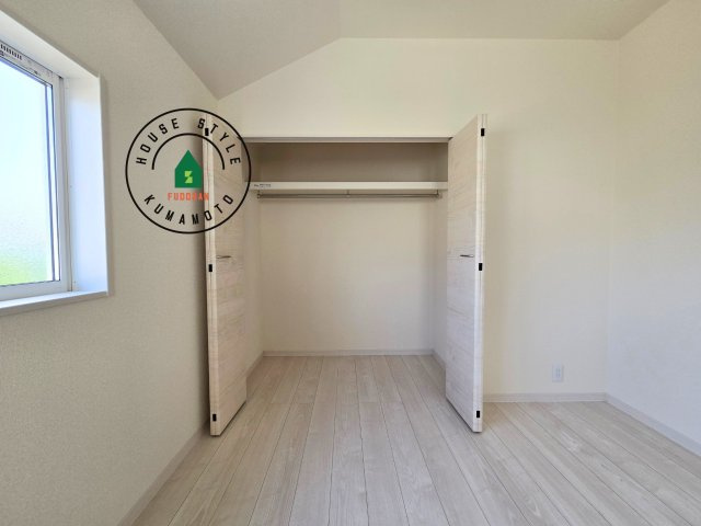 熊本市南区八分字町第4-1棟（1号棟）の内観：施工例|収納には困りません。