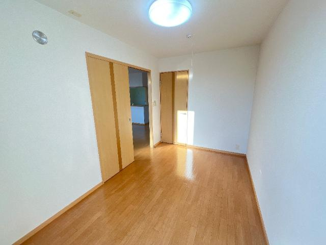 美・ボンヌールの内装|洋室