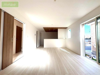 【外観】 | 小学校7分　コンビニ６分　６m道路　清水口　1号棟 | 同タイプ