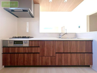 【バルコニー】 | 小学校7分　コンビニ６分　６m道路　清水口　1号棟 | 同タイプ