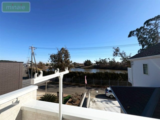 【展望】 | 小学校7分　コンビニ６分　６m道路　清水口　1号棟 | 現地（2026.02.03撮影）
