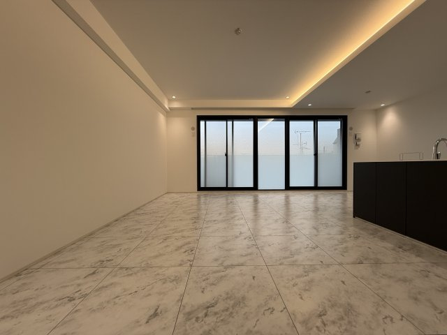 magnifique kitasakurazakaの居間・リビング