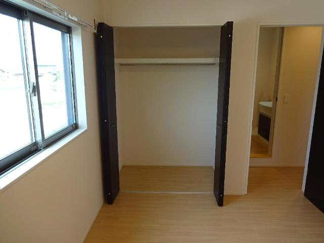 ネオ　ステージの内装|洋室