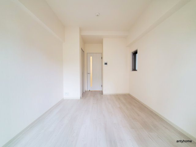 フォーリアライズ難波南レーヴ　仲介手数料無料の洋室