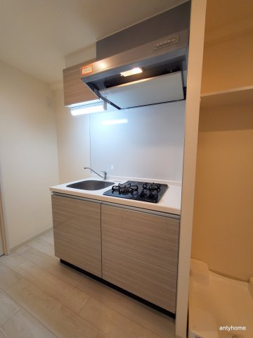 フォーリアライズ難波南レーヴ　仲介手数料無料のキッチン