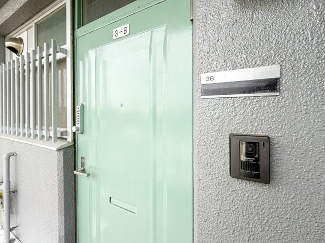 藤栄ハイツの玄関|毎日通る玄関はこちらです