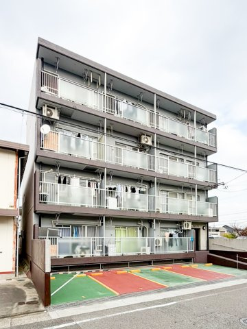 藤栄ハイツの外観|落ち着いた雰囲気の外観です