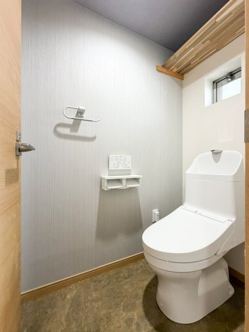 藤栄ハイツのトイレ|トイレも新品でキレイです。