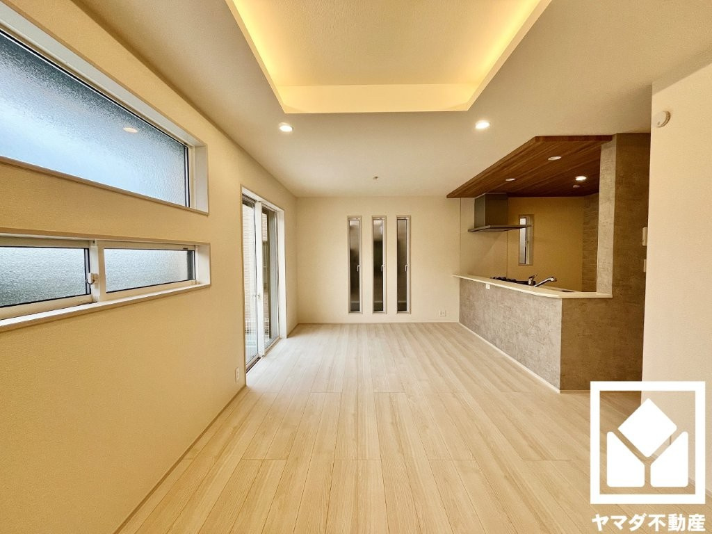 宇治市広野町小根尾　の居間・リビング