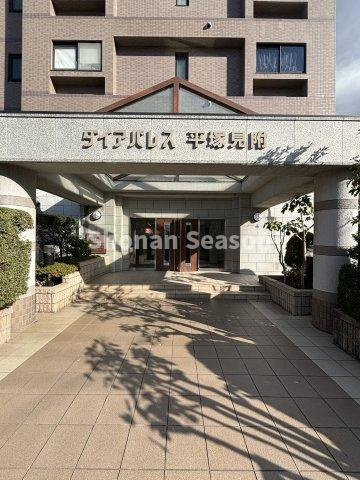 【外観】 | 実際の陽当たりや風通し、広さなどはぜひご内覧でお確かめください♪
スタッフ一同心よりお待ちしております♪