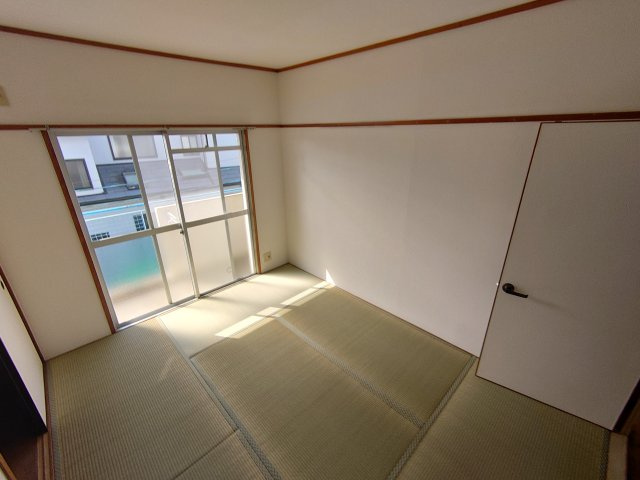 【寝室】 | モダンアパートメント神戸宝塚2