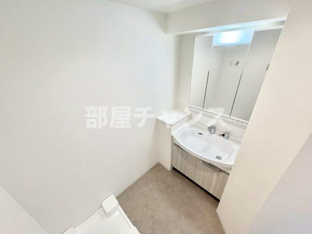プレサンス太閤通駅前デュプルの独立洗面台