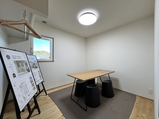 人吉市東間下町　建売住宅の洋室