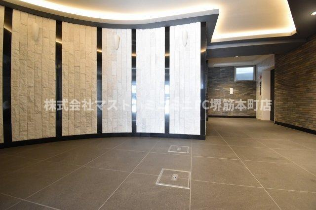 ファーストフィオーレ心斎橋イーストのロビー