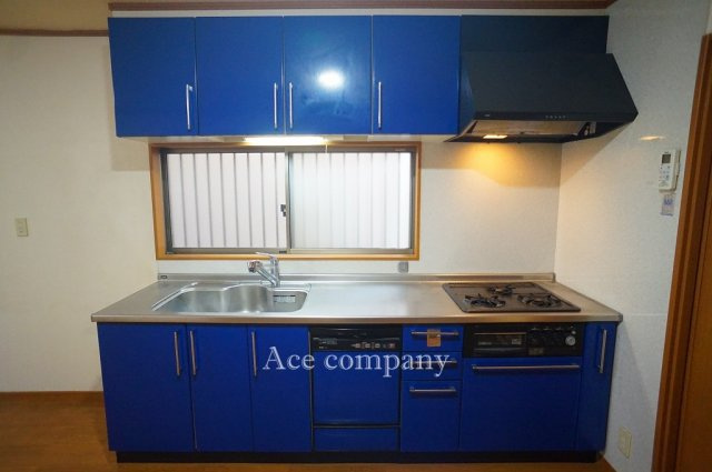 【キッチン】 | 東大阪市荒川1丁目 | 現況、3口ガスコンロ・食洗機付きです。