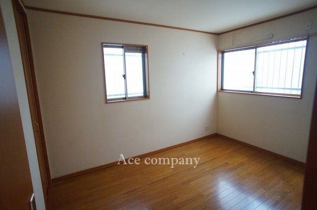 【子供部屋】 | 東大阪市荒川1丁目 | 【2階：中央洋室6帖】