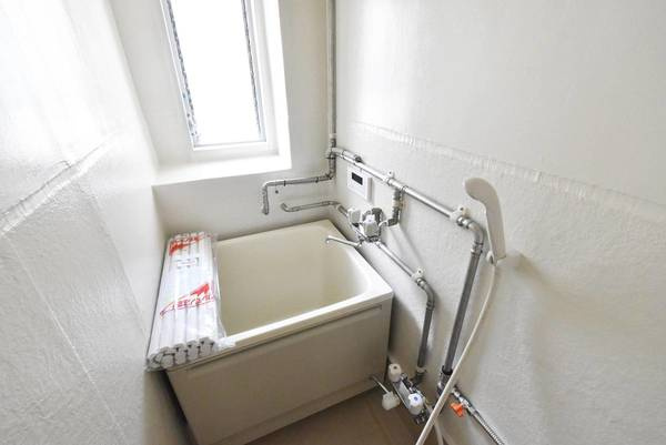 ビレッジハウス小矢部1号棟の浴室|ビレッジハウスの同一物件・同一タイプの間取りの写真です