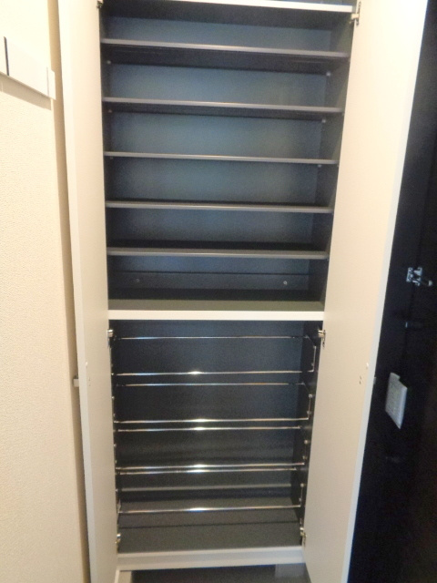 Ｏｎｅｔｔの玄関|玄関にはシューズボックスあり