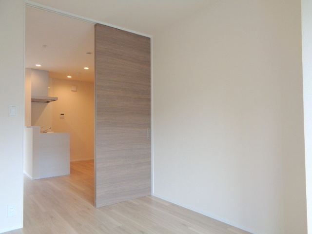 Ｏｎｅｔｔの居間・リビング|フローリングの洋室４．９帖