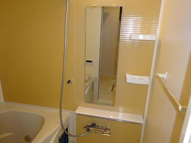 プレステージ　庭瀬Ⅱの浴室