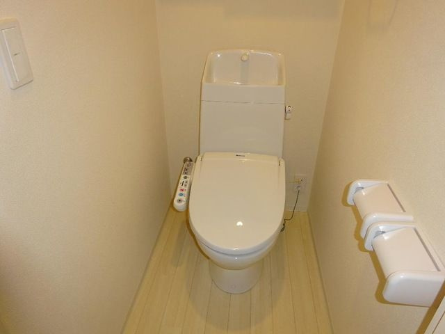 プレステージ　庭瀬Ⅱのトイレ