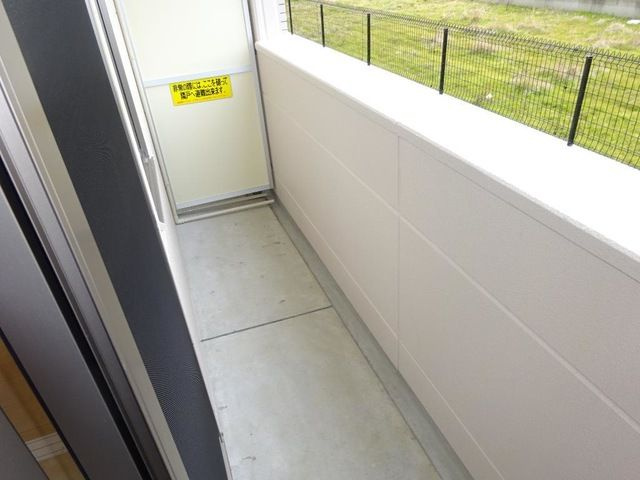 プレステージ　庭瀬Ⅱのバルコニー