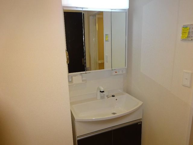 プレステージ　庭瀬Ⅱの浴室