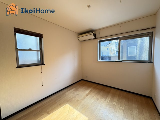 神戸市西区大津和2丁目　中古戸建の子供部屋|【ホームページに現地動画掲載中】●年中無休：当日予約可●2階は9帖、5.3帖、5.3帖ございます