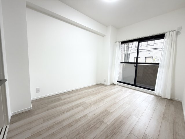 【洋室】 | 【新規リフォーム】グランドメゾン翠Ⅱ | ゆったりした洋室です。