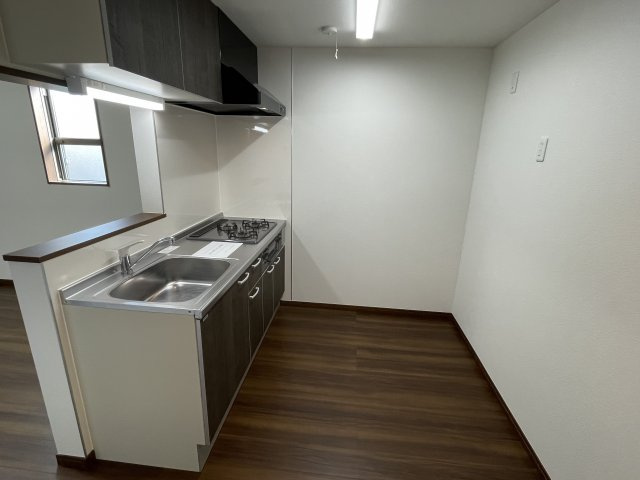 多摩市和田のアパートのキッチン